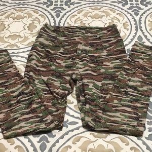 LuLaRoe Leggings - OS- Camo